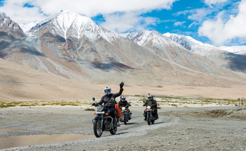 Delhi to Leh Ladakh Car Rental